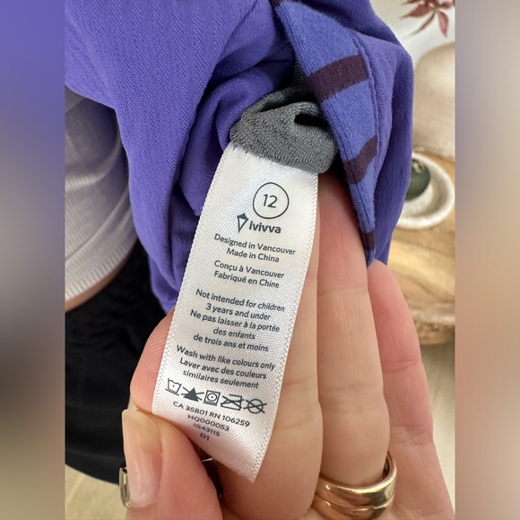 Ivivva by lululemon girls reversible jacket Sz 12 - Picture 9 of 9